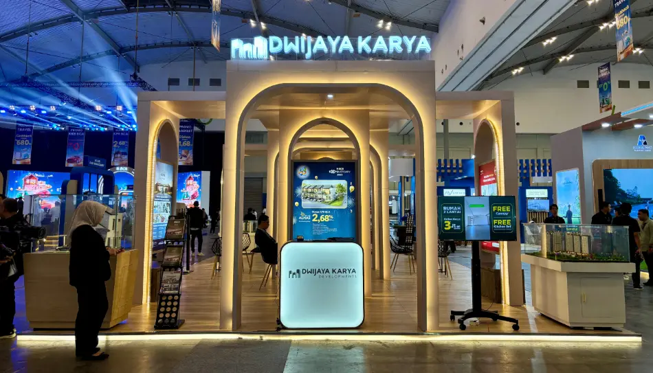 Booth Dwijaya Karya Group di BCA Expo 2025