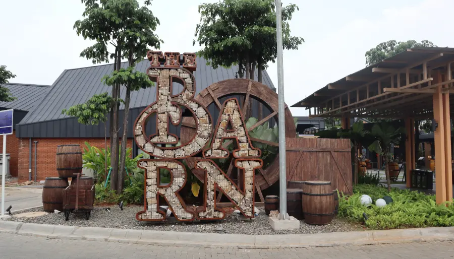 The Barn BSD mengusung konsep gudang khas Amerika